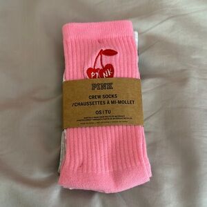 NWT VS PINK CREW SOCKS - 2 PACK